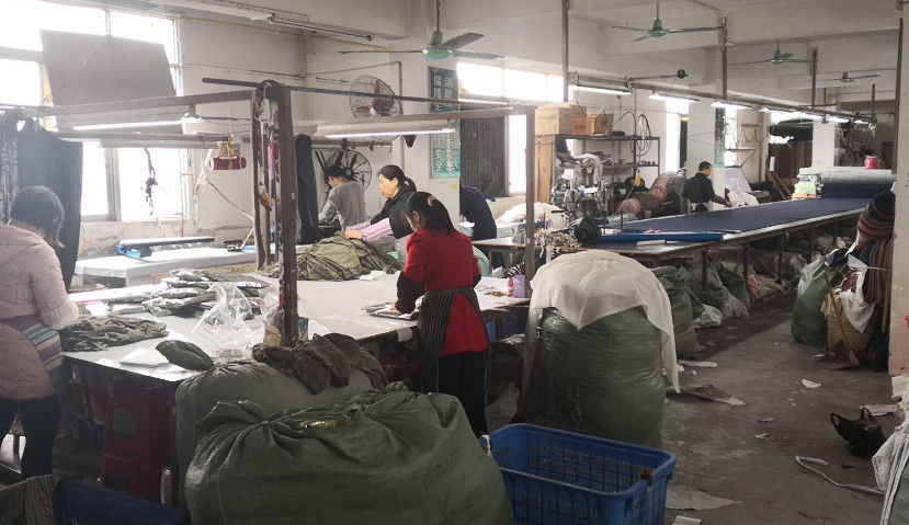 Guangzhou Beianji Clothing Co., Ltd. خط إنتاج الشركة المصنعة